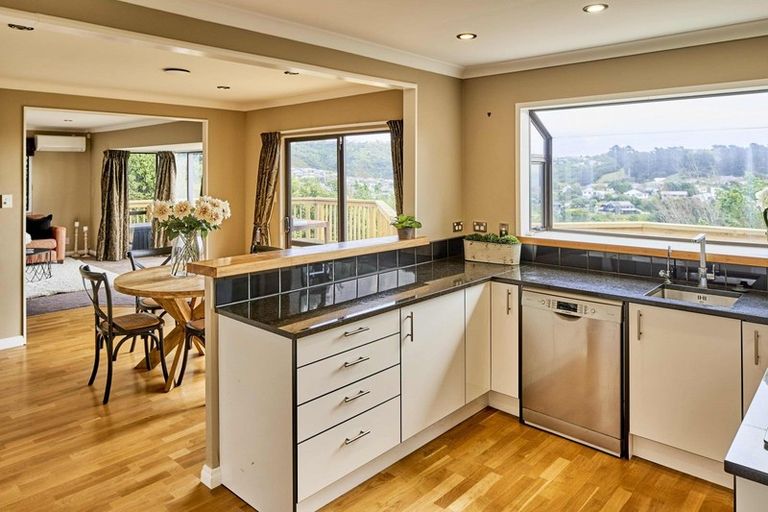 Photo of property in 40 Mercury Way, Whitby, Porirua, 5024