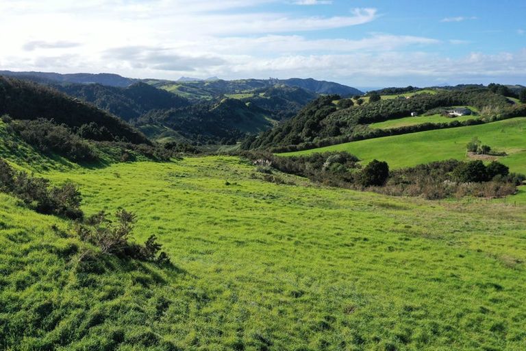 Photo of property in 74 Waipu Caves Estate Drive, Waipu, 0582