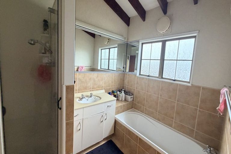 Photo of property in 13 Cardiff Place, Tamatea, Napier, 4112