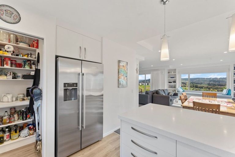 Photo of property in 32 Katania Heights, Brightwater, 7022