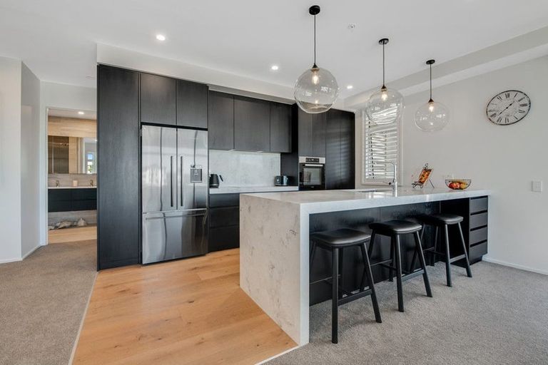 Photo of property in Eaves Bush Parade, Orewa, 0931