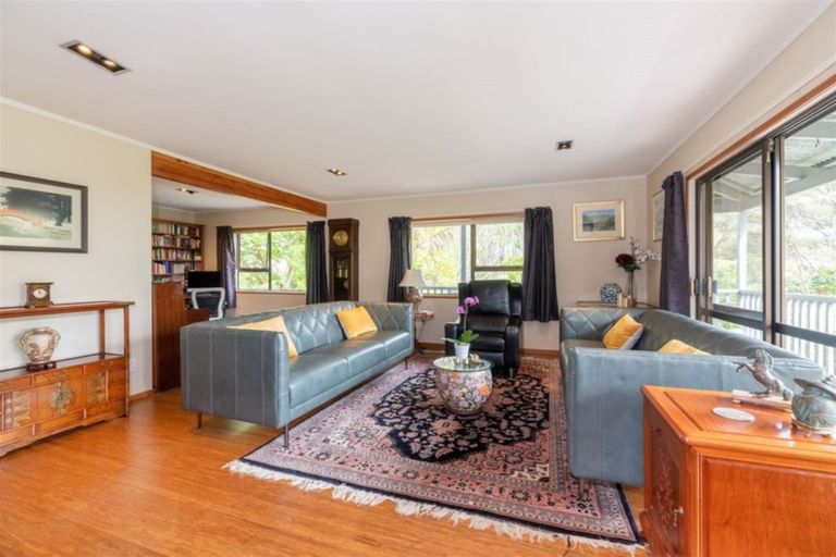 Photo of property in 227a Golf Road, Titirangi, Auckland, 0604