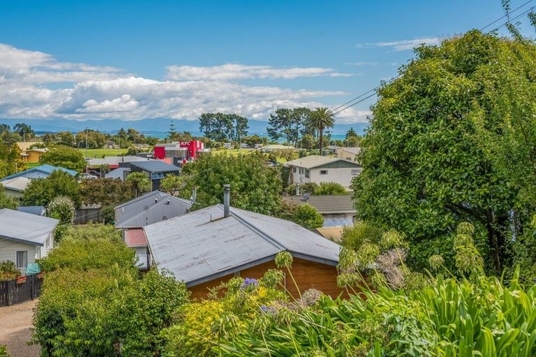 Photo of property in 19 Tahunanui Drive, Tahunanui, Nelson, 7011