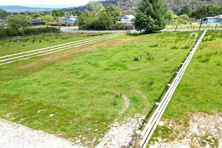 Photo of property in 3 Clifford Street, Blackball, 7804