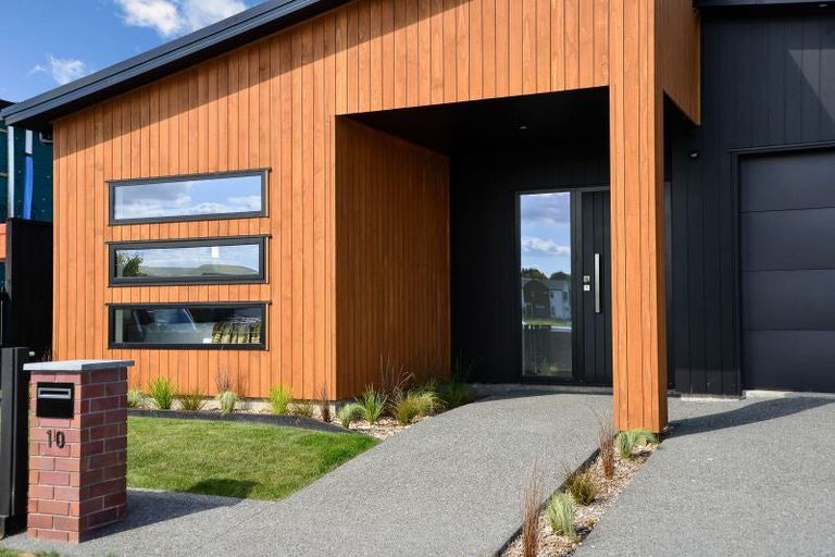 Photo of property in 10 Halley Drive, Chartwell, 3210