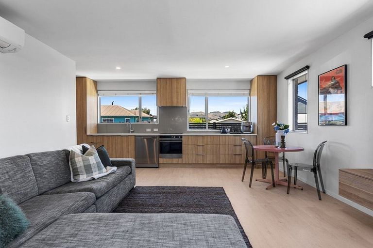 Photo of property in 243 Selwyn Street, Spreydon, Christchurch, 8024