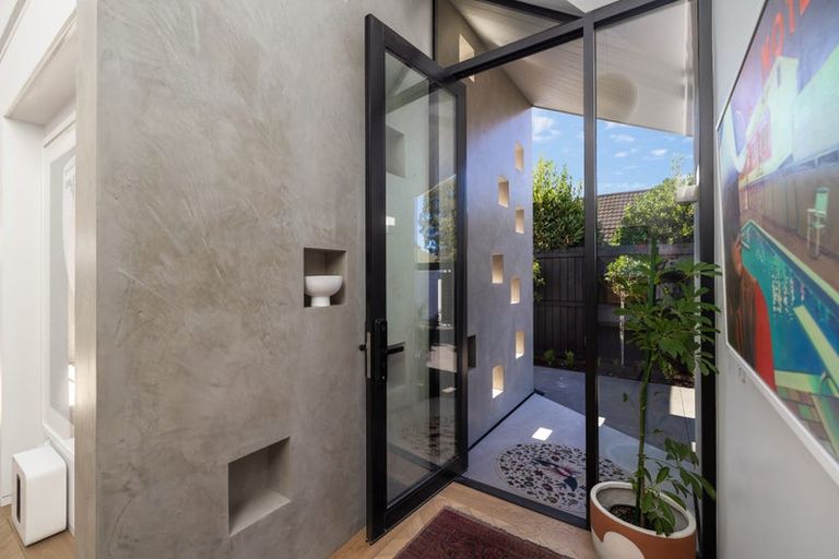 Photo of property in 93 Rugby Street, Merivale, Christchurch, 8014
