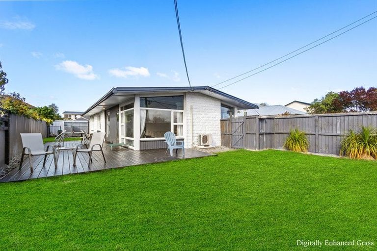 Photo of property in 181 Palmers Road, New Brighton, Christchurch, 8083