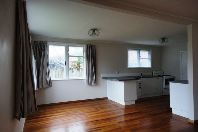 Photo of property in 6 Waikaremoana Place, Pakuranga Heights, Auckland, 2010