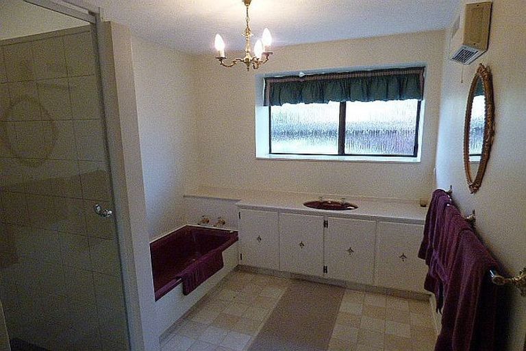 Photo of property in 355 Harewood Road, Bishopdale, Christchurch, 8053