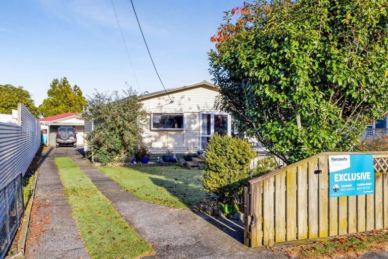 Photo of property in 55 Reid Avenue, Hawera, 4610