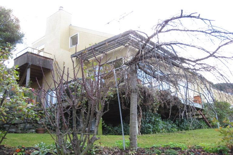 Photo of property in 15h Sunrise Lane, Queenstown, 9300