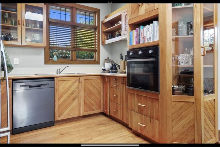 Photo of property in 11 Konini Street, Riccarton, Christchurch, 8041