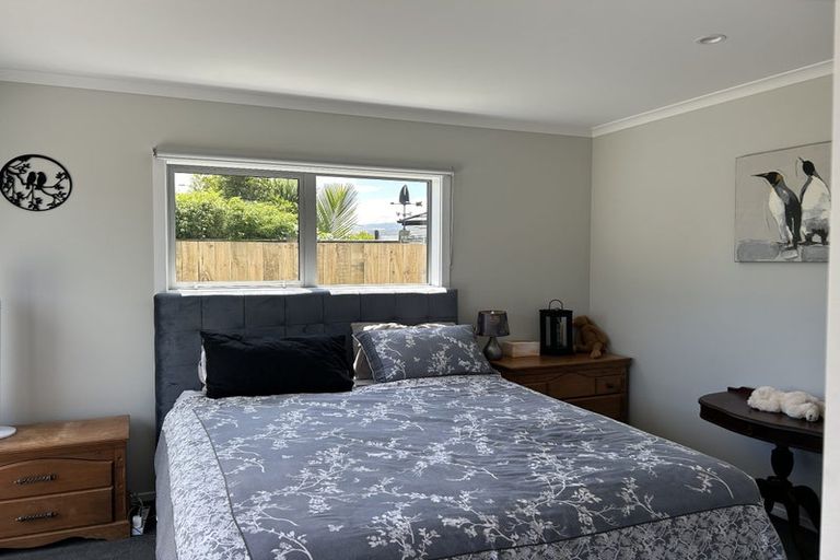 Photo of property in 18 Koru Loop, Paraparaumu, 5032