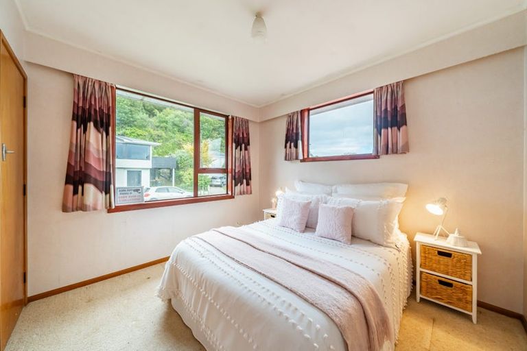 Photo of property in 44 Cleary Street, Waterloo, Lower Hutt, 5011