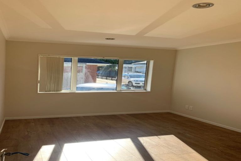 Photo of property in 37a Great South Road, Papakura, 2110