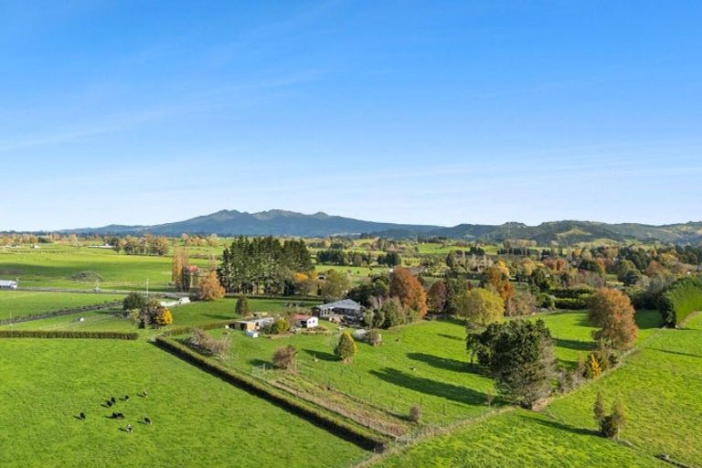 Photo of property in 2220 Kakaramea Road, Ngahinapouri, Hamilton, 3290