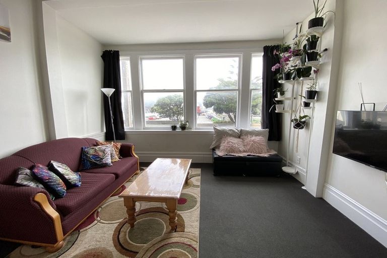 Photo of property in 41u6 Home Street, Mount Victoria, Wellington, 6011
