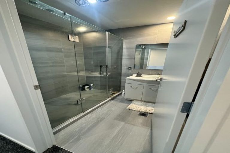 Photo of property in 11 Artistry Lane, Papakura, 2110