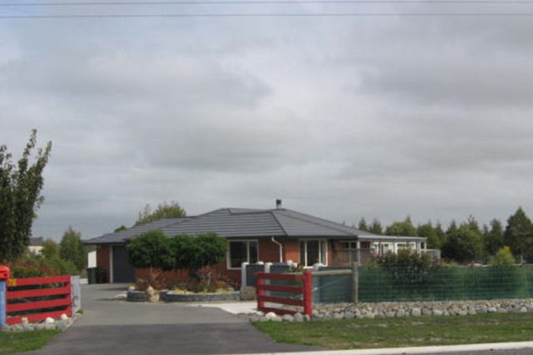 Photo of property in 2/735 East Maddisons Road, Rolleston, 7614