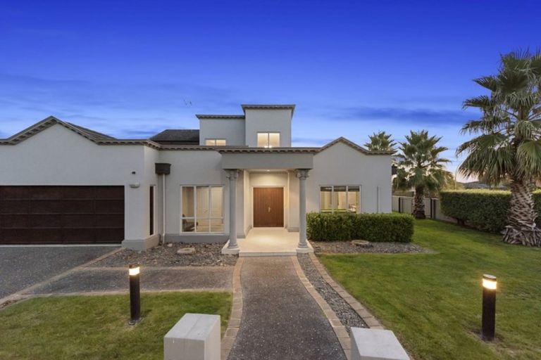 Photo of property in 39 Caversham Drive, Rototuna, Hamilton, 3210