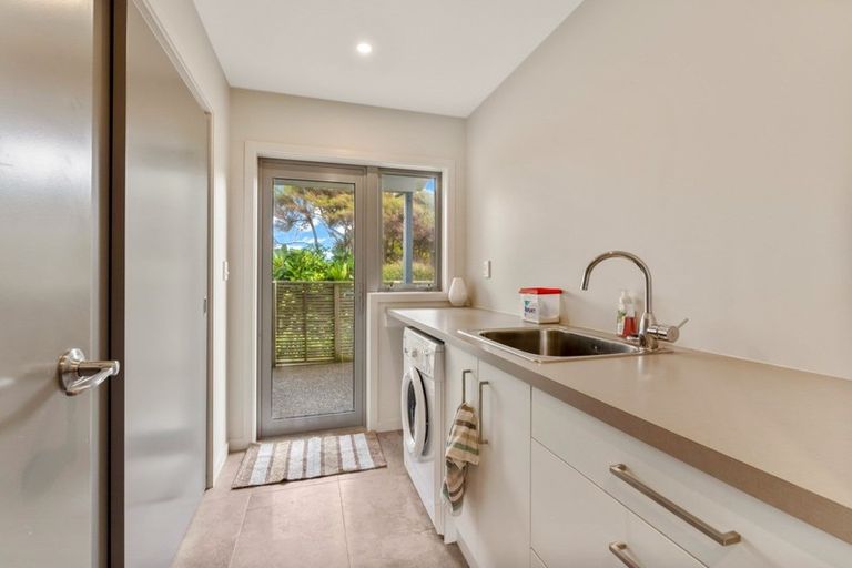 Photo of property in 56 Paetawa Road, Peka Peka, Waikanae, 5391