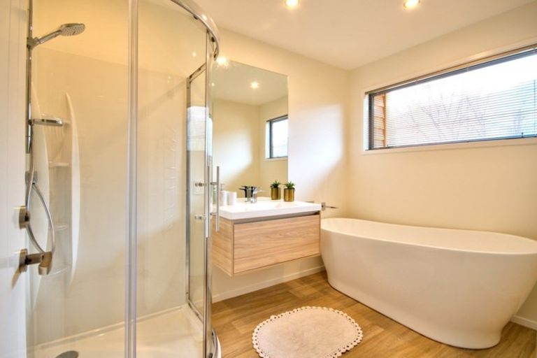 Photo of property in 47g Erskine Street, Lake Hayes, Queenstown, 9304