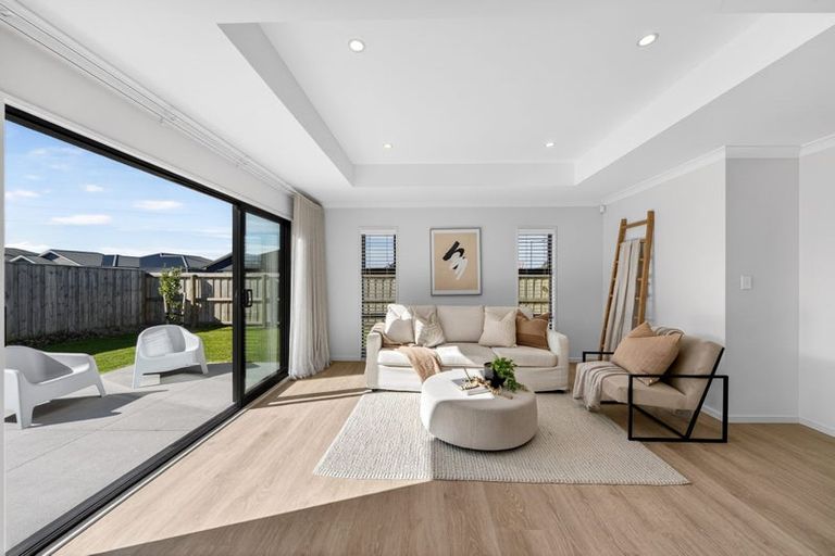 Photo of property in 49 Watkins Drive, Rangiora, 7400
