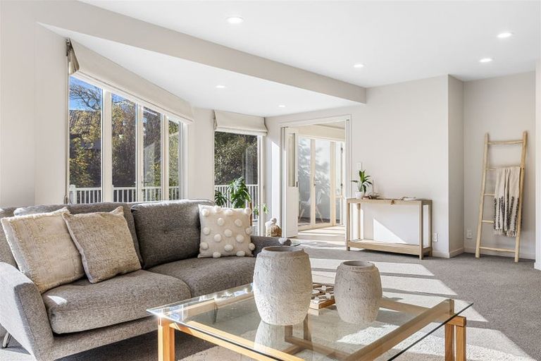 Photo of property in 2/89 Waimairi Road, Upper Riccarton, Christchurch, 8041