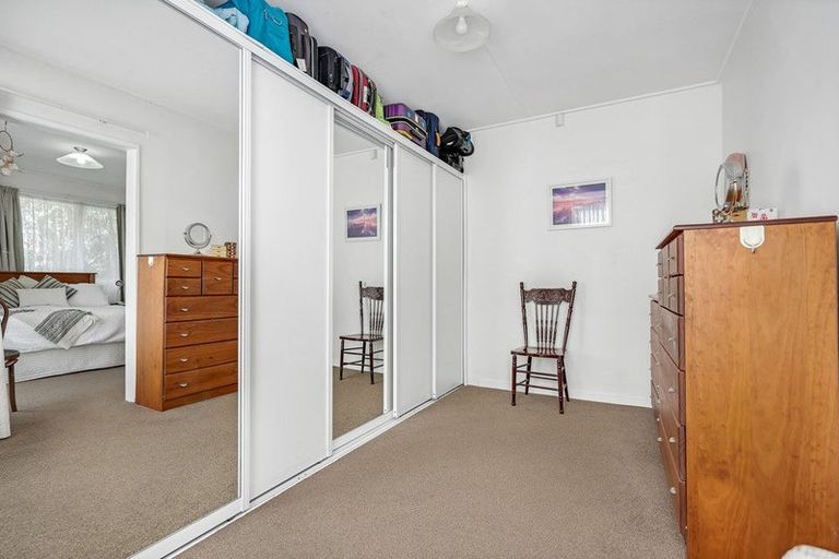 Photo of property in 3 Hamilton Drive, Waiuku, 2123