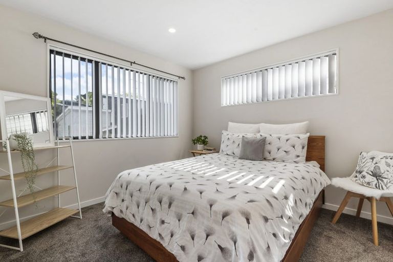 Photo of property in 9c Totara Grove, Hillcrest, Auckland, 0627