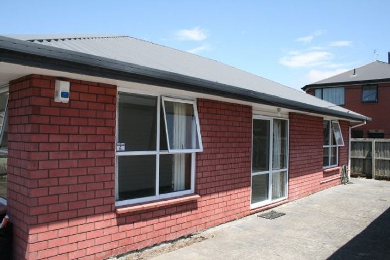 Photo of property in 27 Peverel Street, Riccarton, Christchurch, 8041