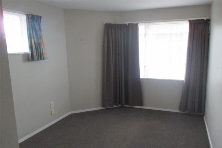 Photo of property in 17b Division Street, Riccarton, Christchurch, 8041