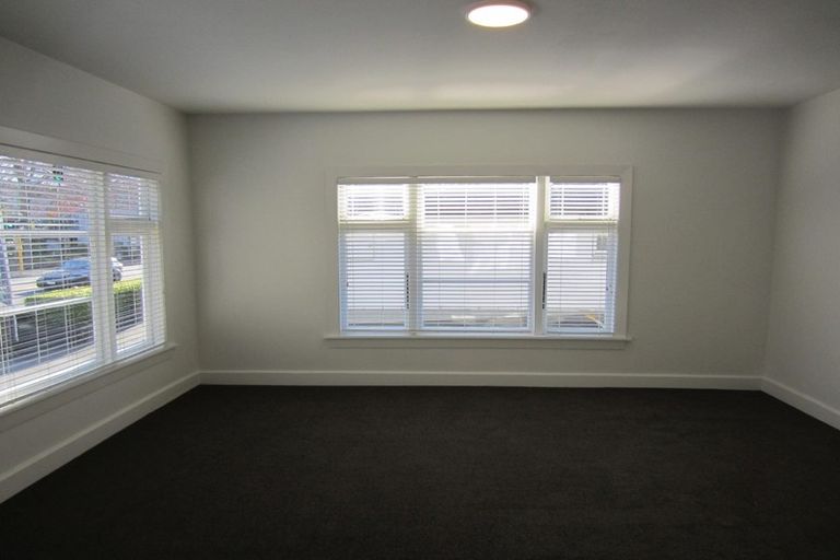 Photo of property in 172 Papanui Road, Merivale, Christchurch, 8014