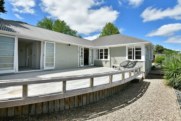 Photo of property in 25 Downer Street, Helensville, 0800