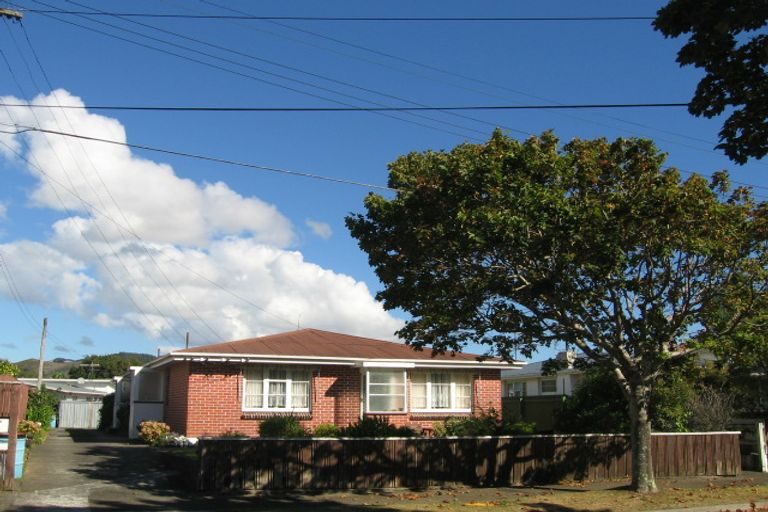 Photo of property in 5f1- Hall Grove, Ebdentown, Upper Hutt, 5018