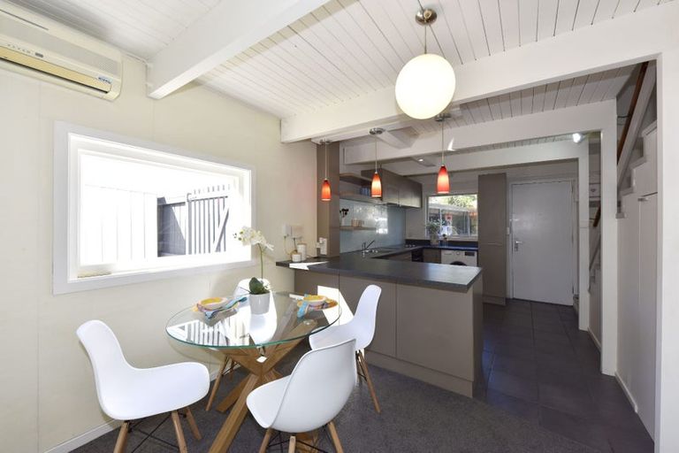 Photo of property in 4/140 Waimairi Road, Ilam, Christchurch, 8041