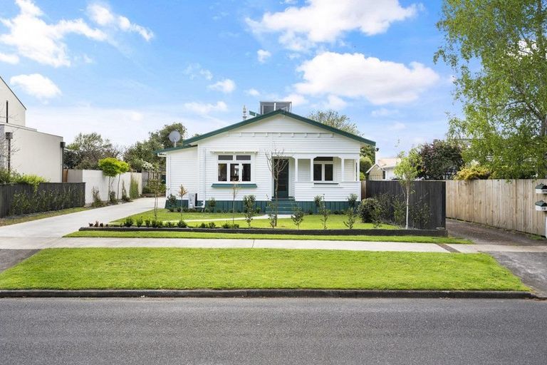 Photo of property in 68 Princes Street, Cambridge, 3434