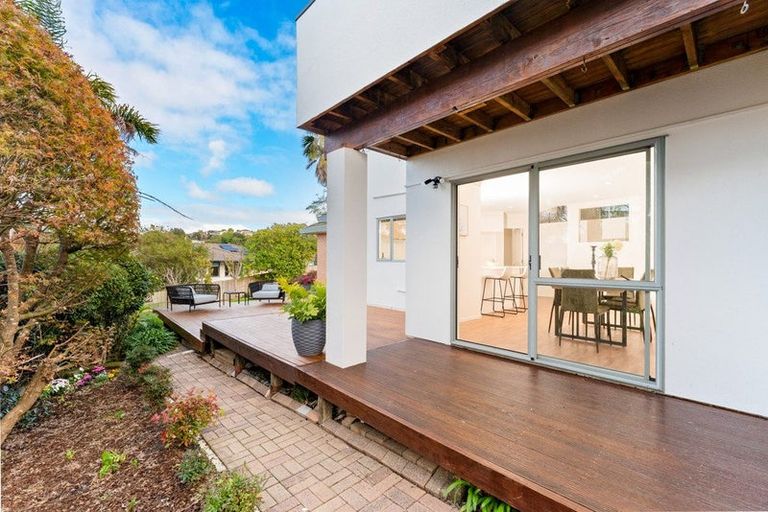 Photo of property in 29 Caversham Drive, Torbay, Auckland, 0630