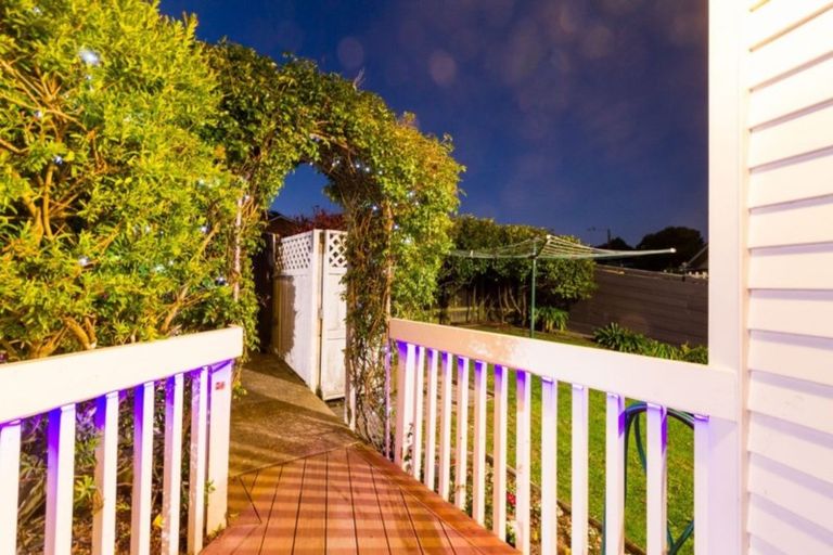 Photo of property in 13 Pennant Grove, Titahi Bay, Porirua, 5022