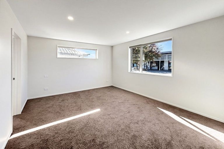 Photo of property in 10 Waituna Street, Pegasus, 7612
