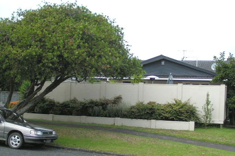 Photo of property in 4a/1 Harley Road, Hauraki, Auckland, 0622