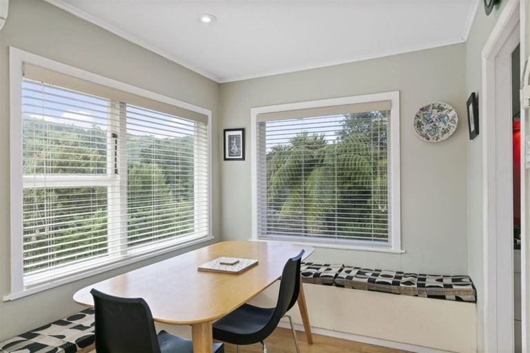 Photo of property in 50 Spencer Street, Crofton Downs, Wellington, 6035