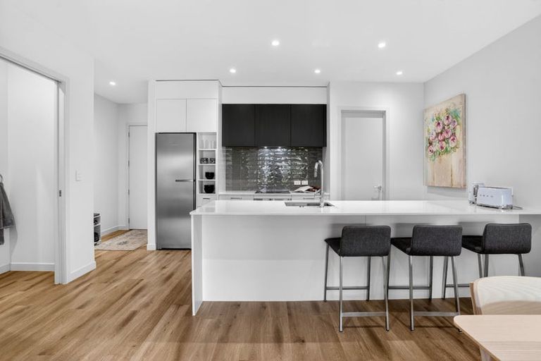 Photo of property in 28 Walter Merton Road, Hobsonville, Auckland, 0616