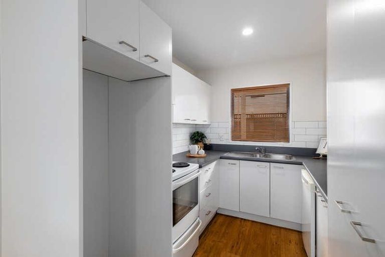 Photo of property in 2/526 Madras Street, St Albans, Christchurch, 8014