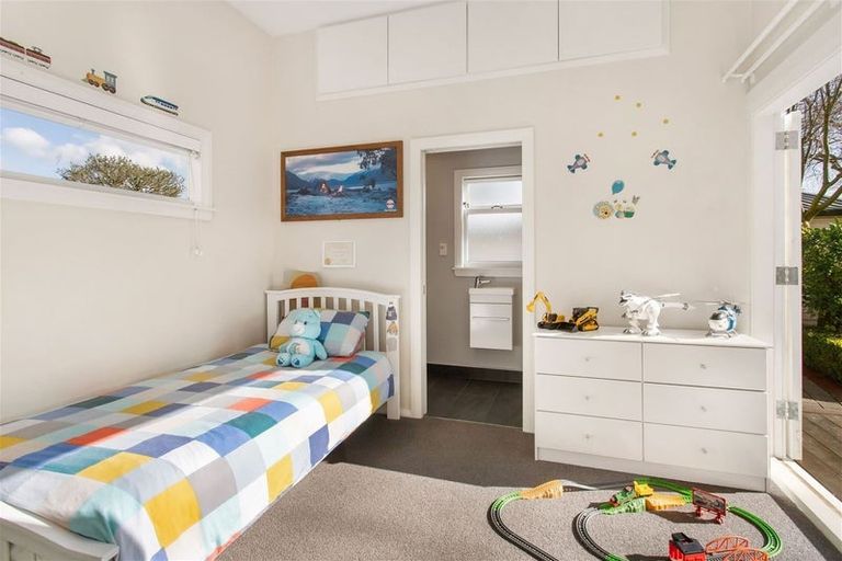 Photo of property in 128 Roker Street, Somerfield, Christchurch, 8024