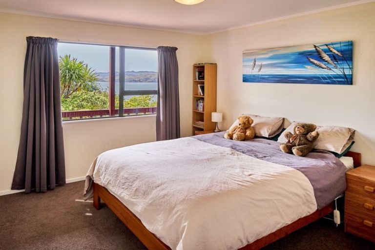 Photo of property in 50 Molyneux Close, Whitby, Porirua, 5024