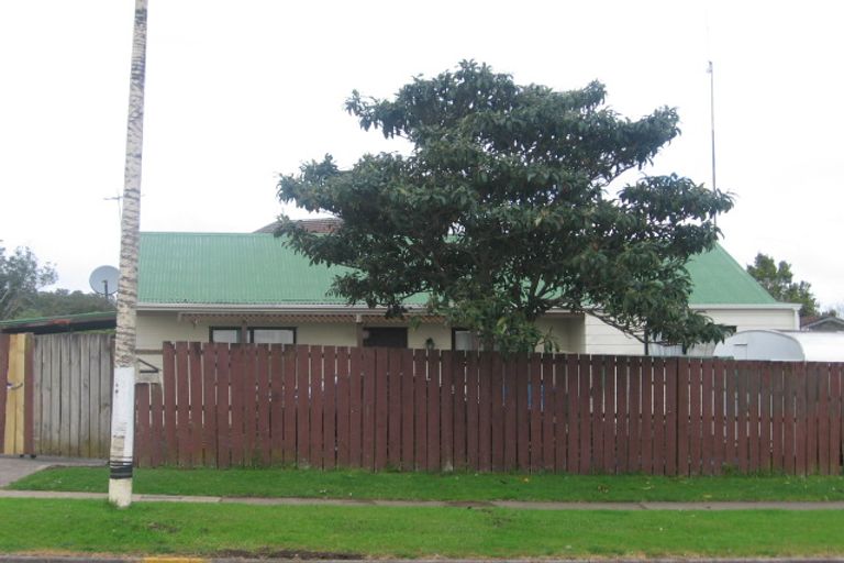 Photo of property in 2/125 Settlement Road, Papakura, 2110