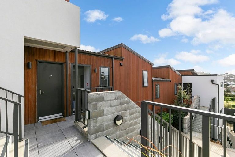 Photo of property in 2u7 Hindmarsh Street, Johnsonville, Wellington, 6037