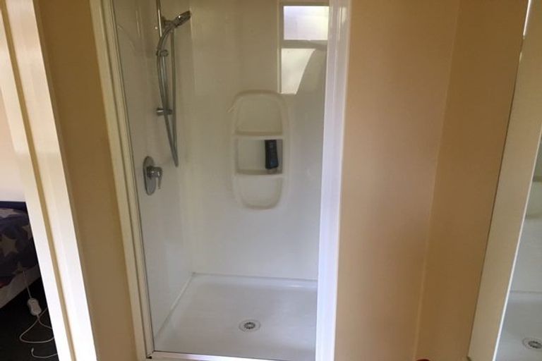 Photo of property in 5 Magnolia Lane, St Albans, Christchurch, 8052